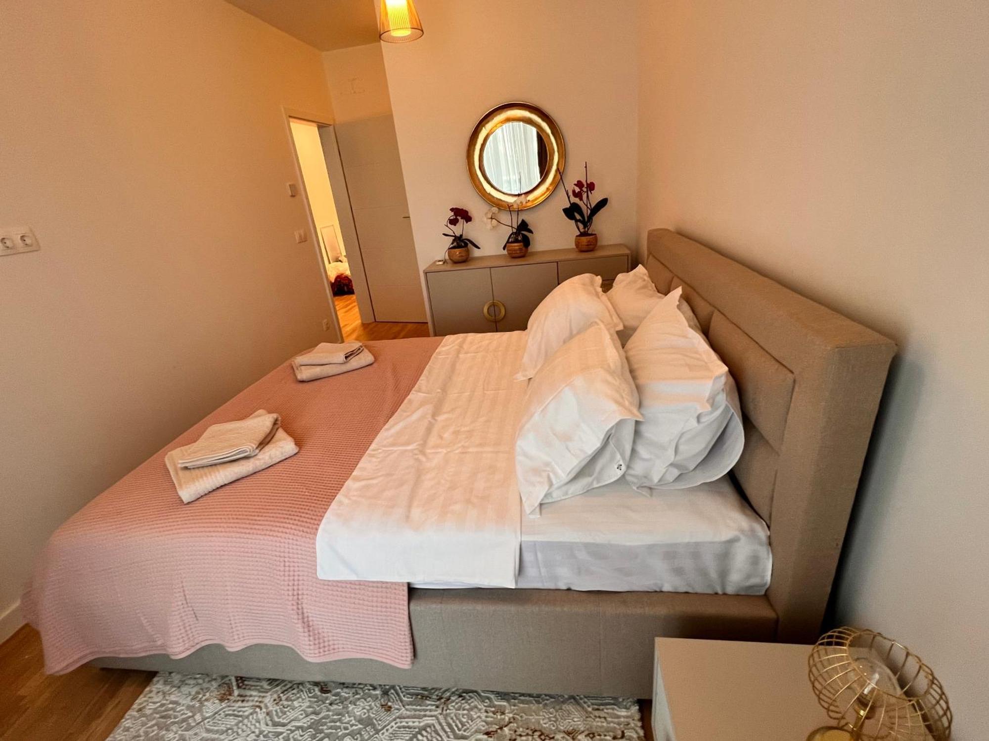 Cosy Stay Бухарест Екстер'єр фото